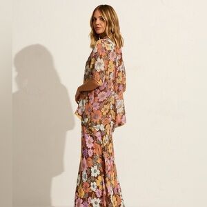 Auguste - Floral sheer button down collared shirt - Size Medium